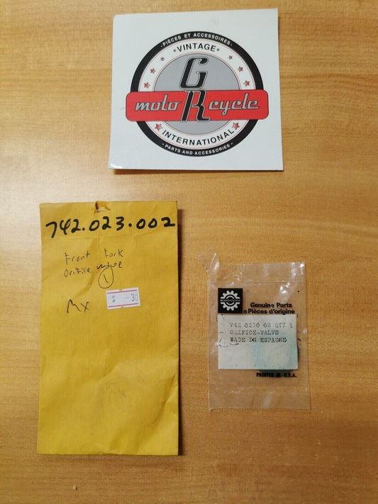 NOS CAN-AM MX FRONT FORK ORIFICE VALVE 742-023-002 CA4