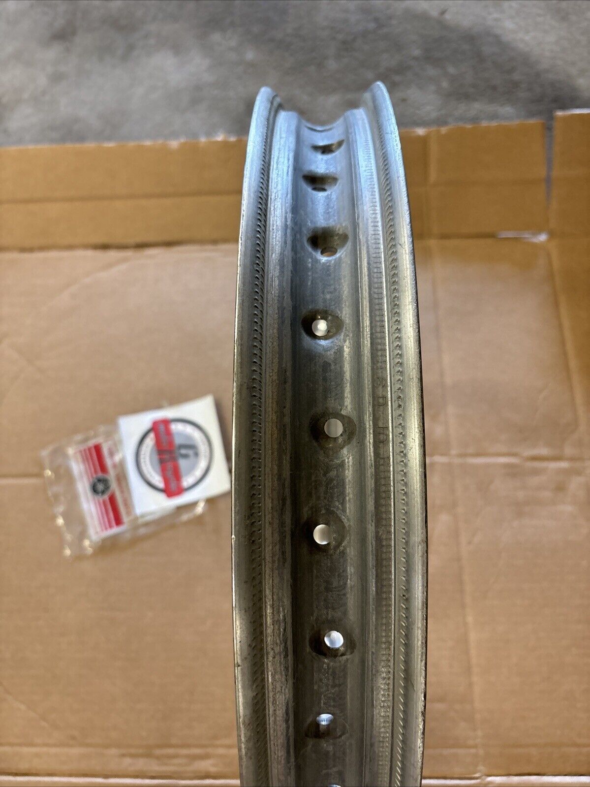 NOS Yamaha TX650 TX750 XS650 FRONT RIM 1.85X19 94418-19145-00 YB3