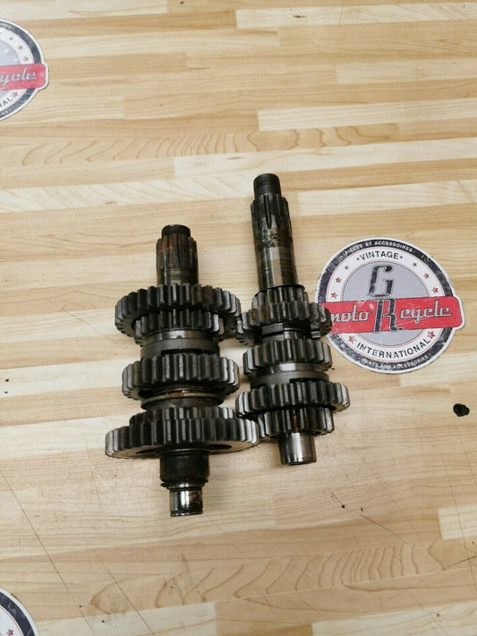 Yamaha DT250 1976 transmission mainshaft countershaft main couter shaft gear