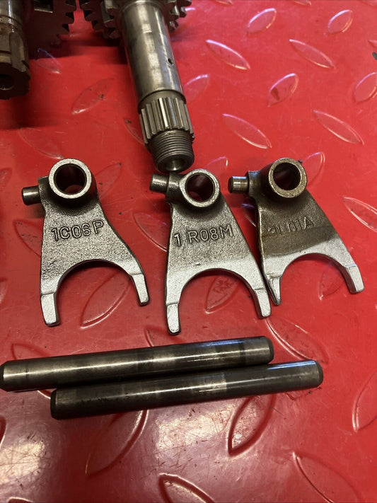 Honda MT125 1975 Transmission mainshaft countershaft gear drum forks 1974 1976