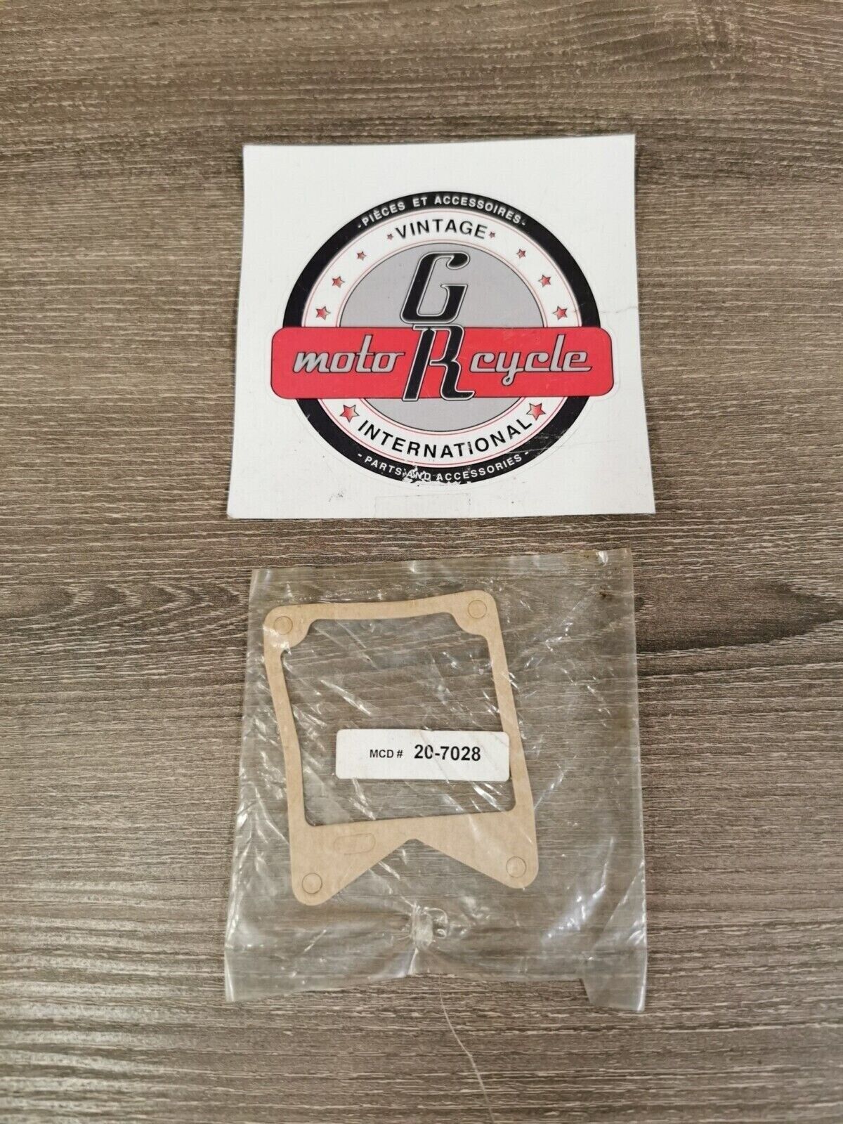 NOS Yamaha XV920 XV750J 1981 - 1983 GASKET FLOAT CHAMBER 20-7028 J28