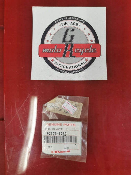 NOS KAWASAKI ZX750 CLAMP 92170-1230 K33