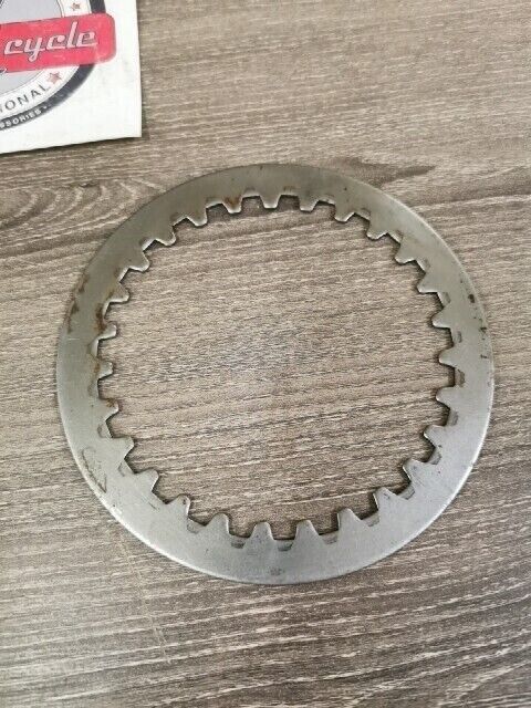 NOS YAMAHA YZFR6 FZ1 TZ250 R6 XJ650LH FZS6YCL CLUTCH PLATE 168-16324-00-00 Y157
