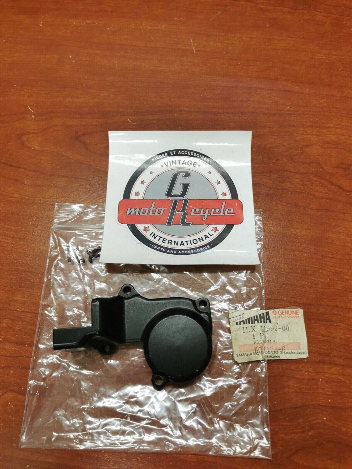 NOS Yamaha 1986 1987 YZ125 HOUSING 2 1LX-11992-00-00 Y85