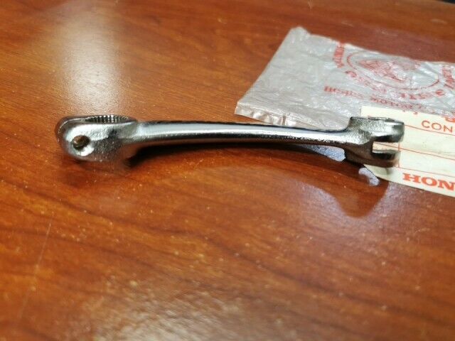 NOS Honda XL175 K1 - K5 FRONT BRAKE ARM 45411-362-000 SUB 45411-362-670 H98