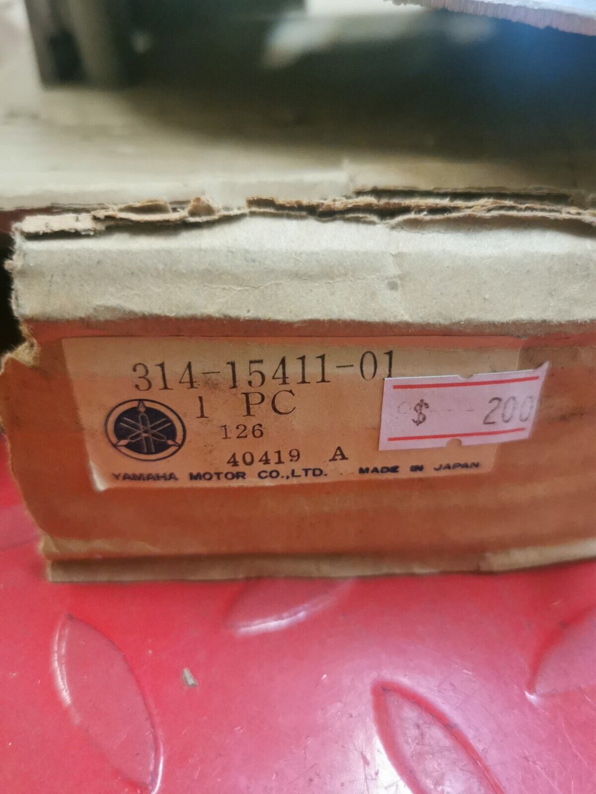 NOS YAMAHA DT125 1972 - 1975 OEM LEFT LH CRANKCASE COVER 314-15411-01-00 Y35