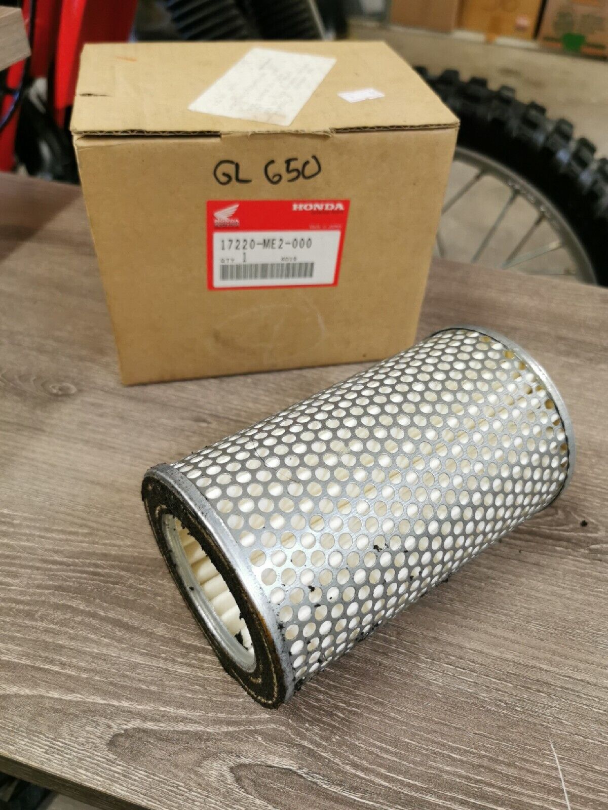 NOS HONDA GL650 1983  ELEMENT AIR FILTER  17220-ME2-000 H42