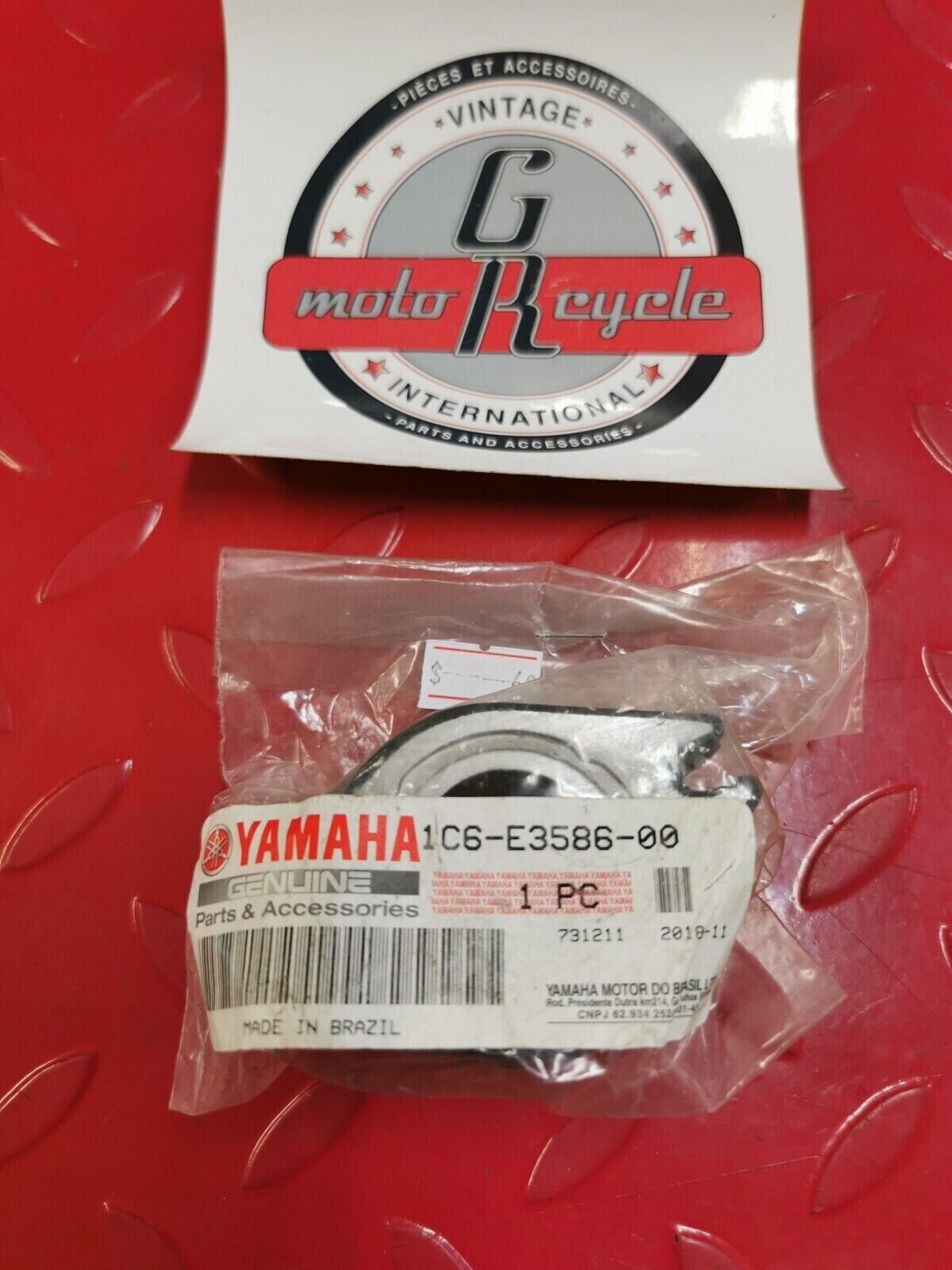 NOS Yamaha TTR230 CARBURETOR JOINT 1C6-E3586-00-00 Y24