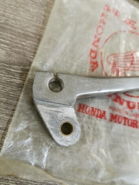 NOS HONDA CD90 CB100 CL100S2 CT90 LEVER L HANDLE 53178-052-000 H89