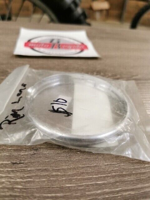 NOS YAMAHA XVS65CL XVS65CB XVS11ATYCL RIM LENS 1D6-83363-00-00 Y113