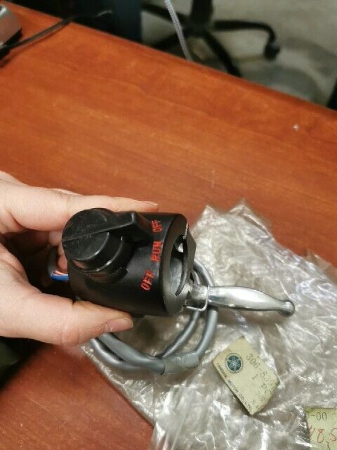 NOS Yamaha TX650 XS2 HANDLE SWITCH 306-83975-00-00 Y133
