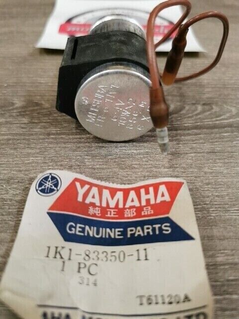 NOS YAMAHA MT09LCB MT09LCL XSR900LW FLASHER RELAY ASSY 1K1-83350-11-00 Y114