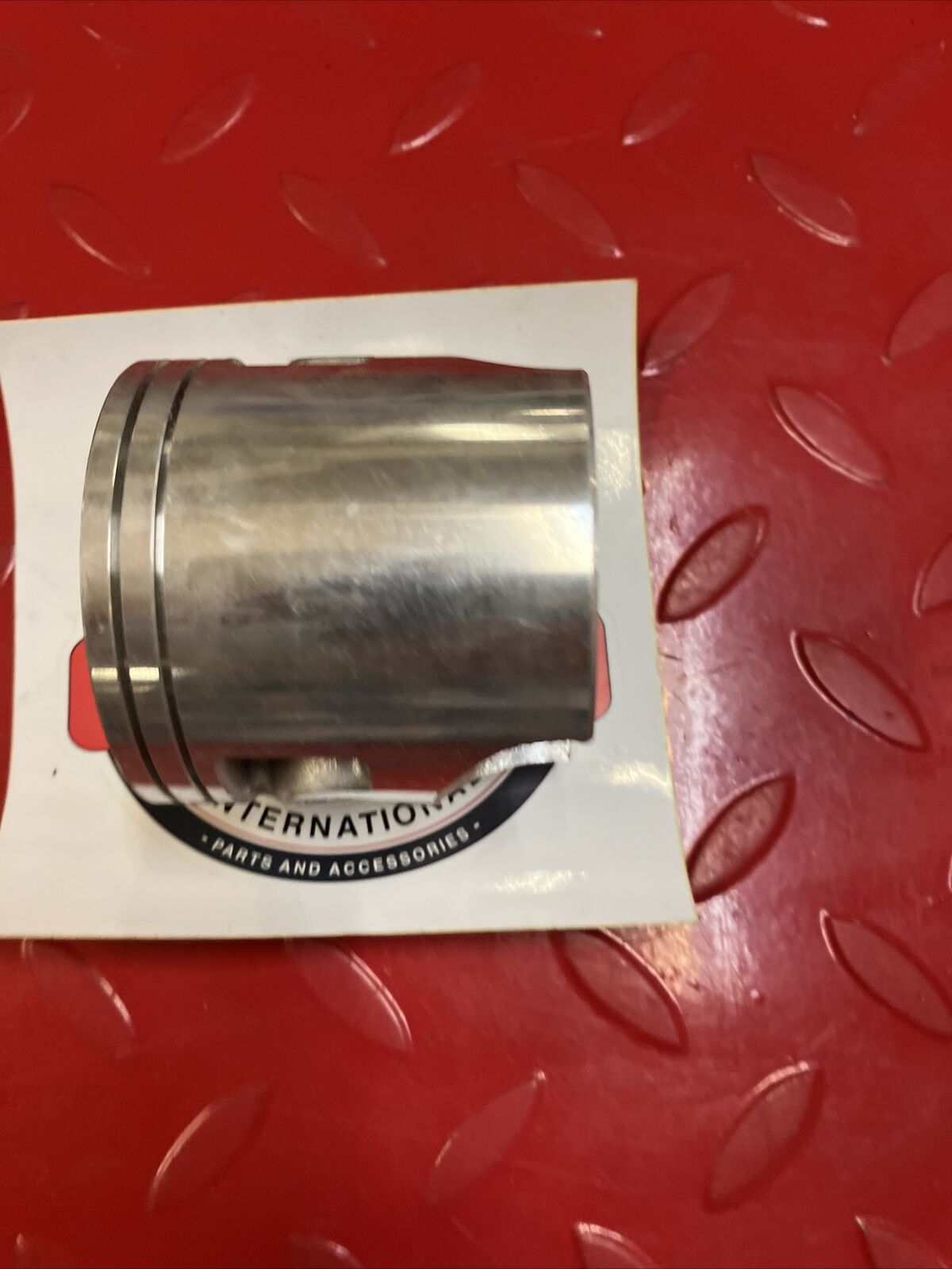 NOS Yamaha IT175 1977 - 1978 PISTON 3 O/S 0.75 1W2-11637-10-00 Y17