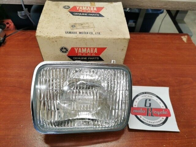 NOS Yamaha XS1100 HEAD LAMP UNIT 2H7-84320-60-00 SUB 2H7-84303-A0-00 Y122