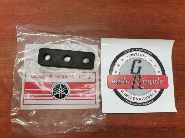 NOS Yamaha CS5 RD125 RD200 YL1 FOOTREST DAMPER 132-27414-00-00 Y136