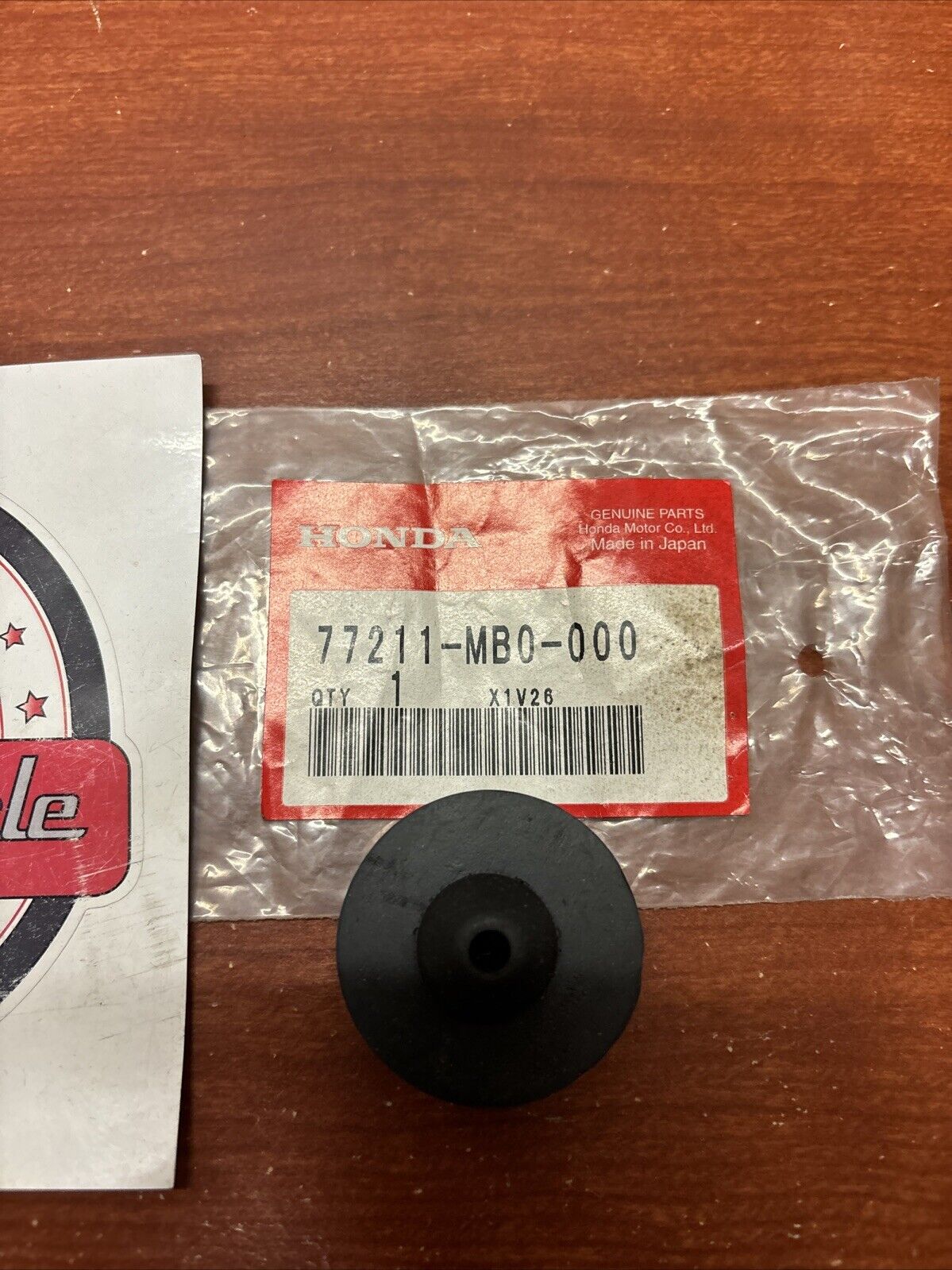 NOS Honda ATC200 ATC250 CBX750 NX250 NX650 SEAT STOP RUBBER 77211-MB0-000 H172