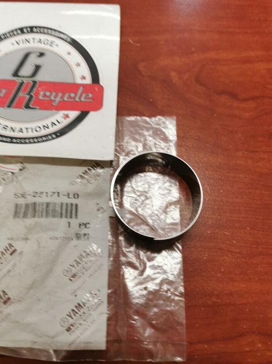 NOS Yamaha YZ125 YZ250 YZ450 WR250 WR450 FRONT FORK PISTON 5XE-23171-L0-00 Y96