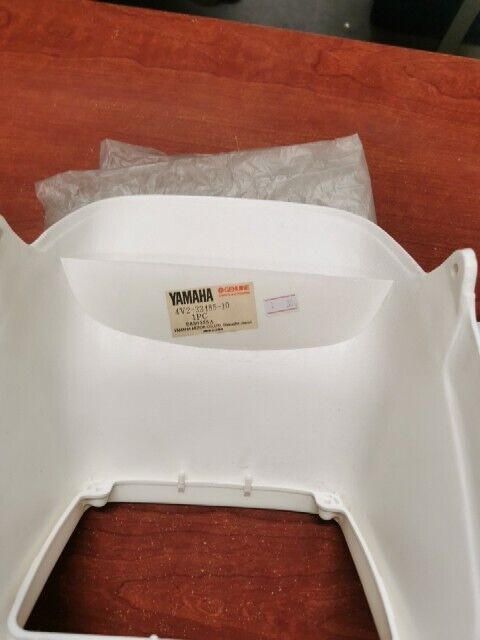 NOS Yamaha YZ125 NUMBER PLATE 4V2-23485-10-00 Y110