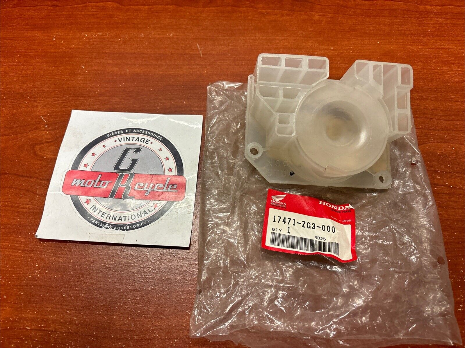 NOS Honda GD320 GD410 PRE CLEANER CASE 17471-ZG3-000 SUB 17471-ZG3-010 H181