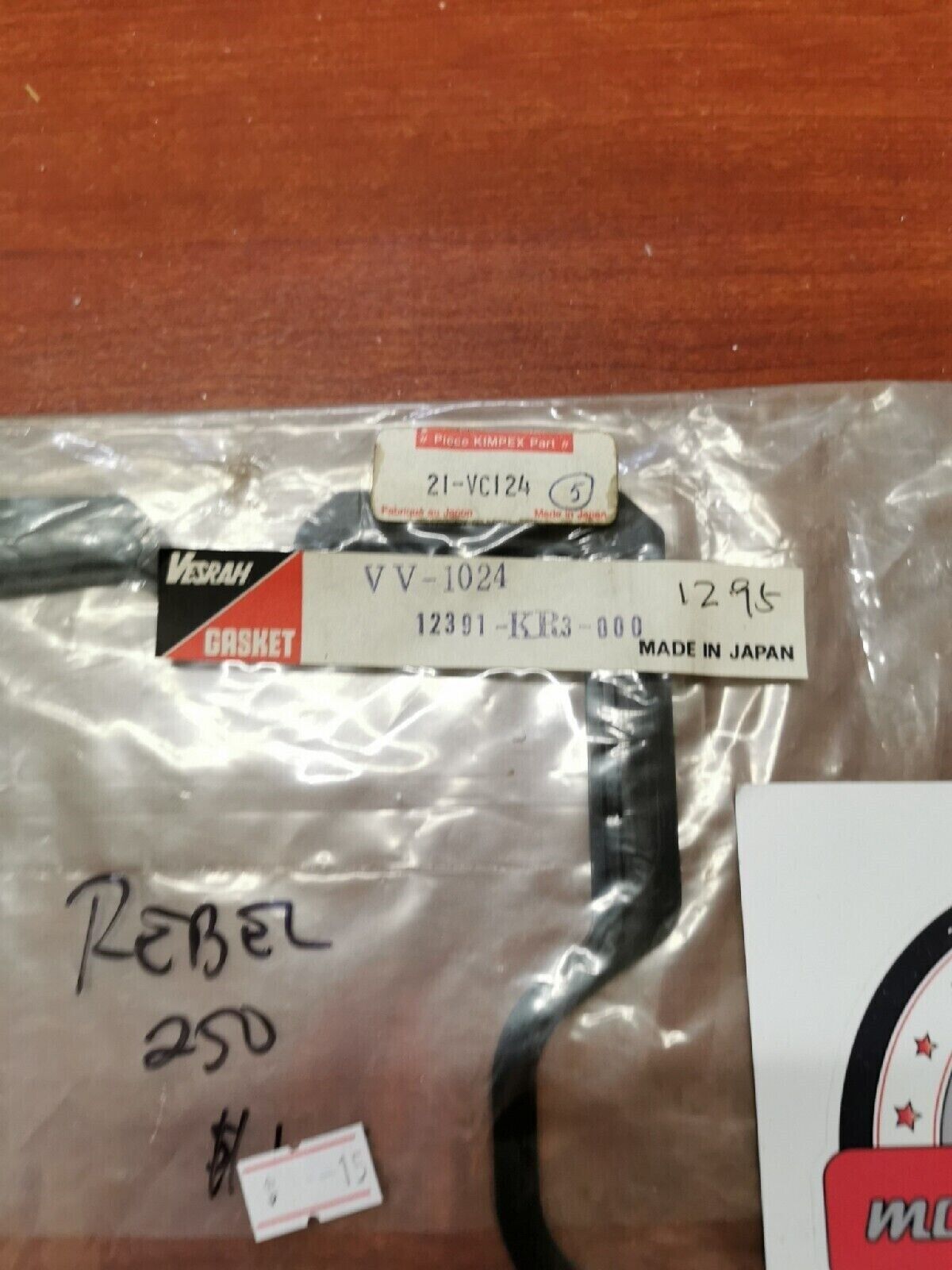 NOS Honda 85-96 CA250 85-87 CMX250 CYLINDER HEAD COVER GASKET 12391-KR3-000 H37 