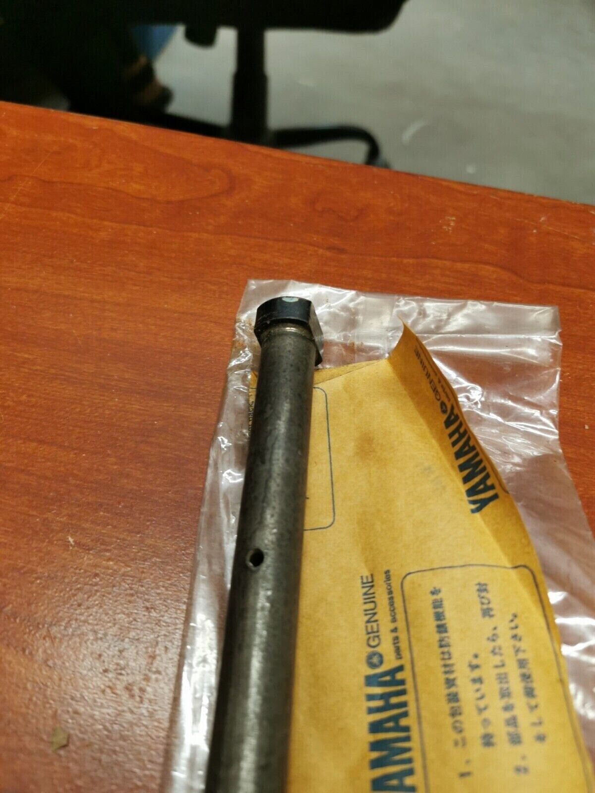 NOS Yamaha XS650 TX650 PIVOT SHAFT 447-22141-00-00 Y86