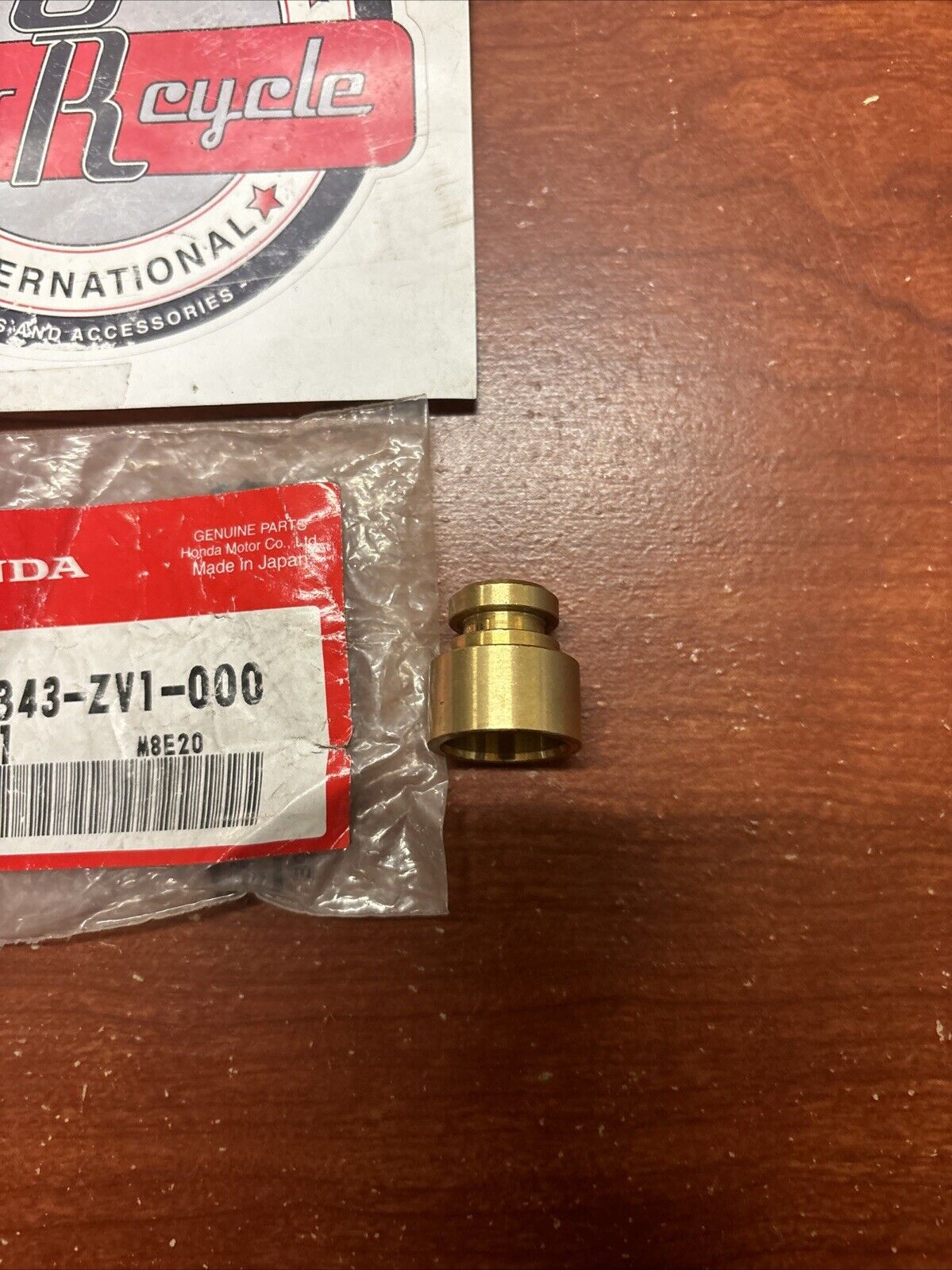 NOS Honda BF5 BF50 SEAL HOLDER 24343-ZV1-000 H183