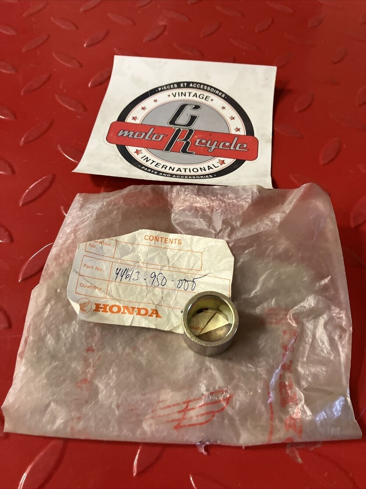 NOS HONDA FL250 ODYSSEY COLLAR FRONT WHEEL HUB BEARING 44613-950-000 H24