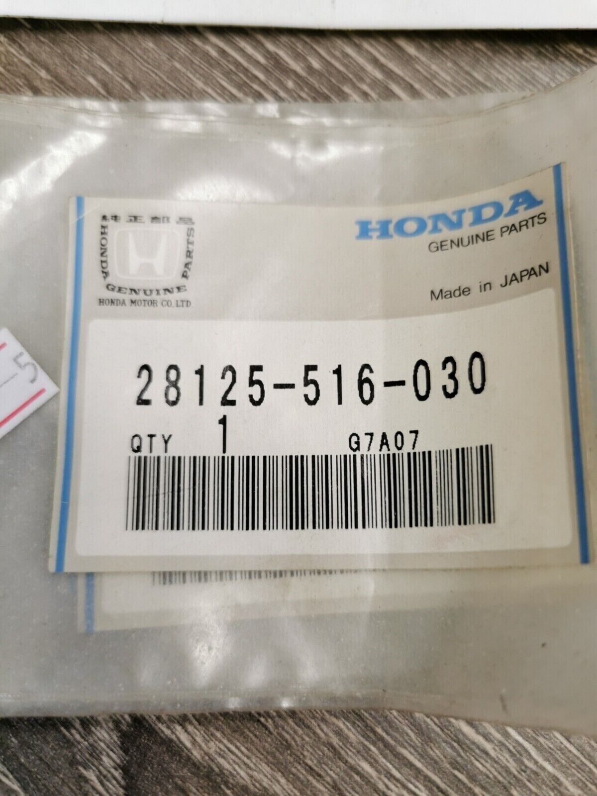 NOS HONDA GL1100I SPRING 28125-516-030 H54