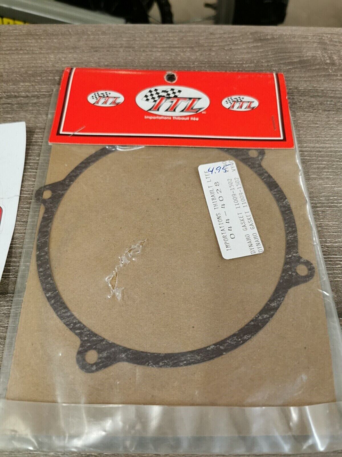 NOS ITL Kawasaki ZX600 1988 1989 GASKET GENERATOR COVE 044-4028 J28
