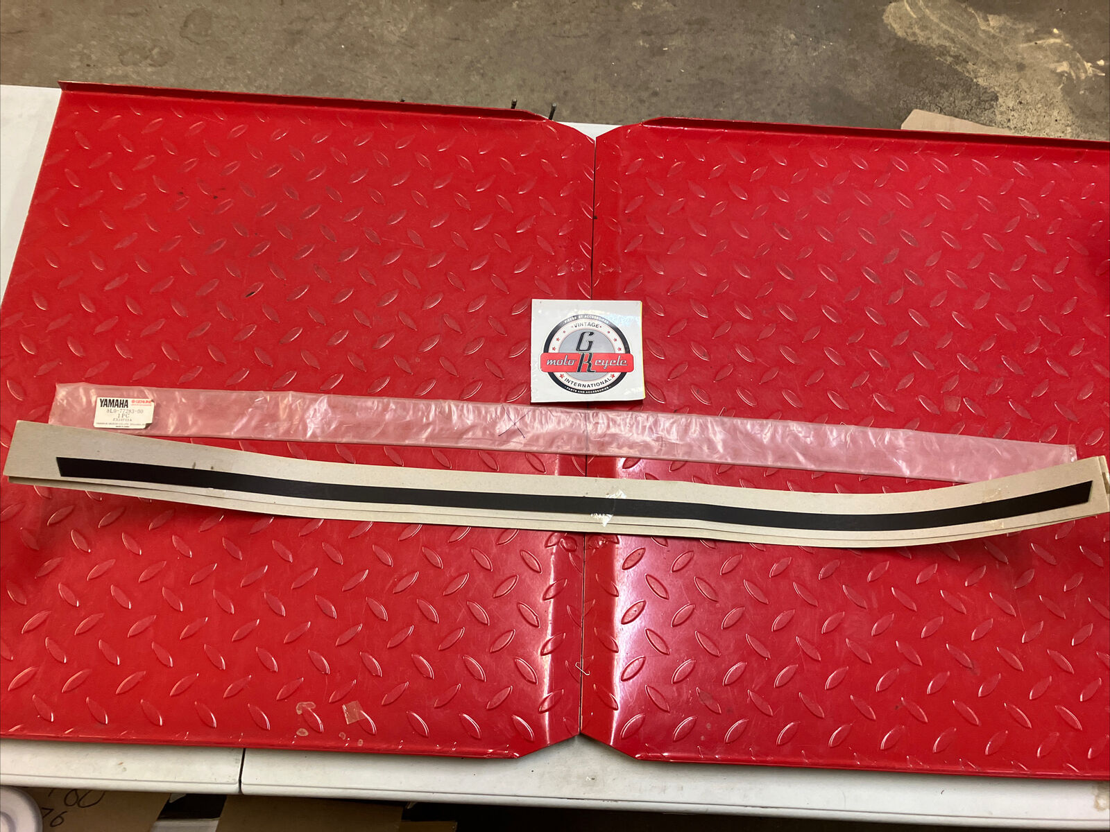 NOS Yamaha SR540 1980 DECAL STRIPE 3 8L0-77283-00-00 Y36