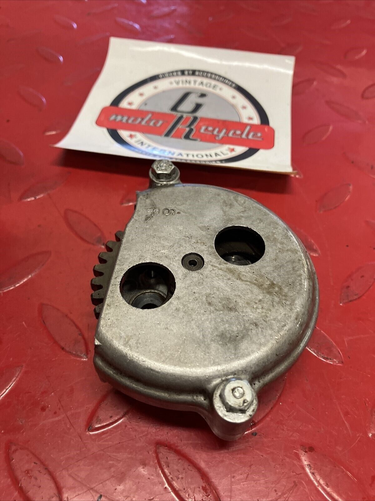 Honda XL200R 1984 oil pump 1983