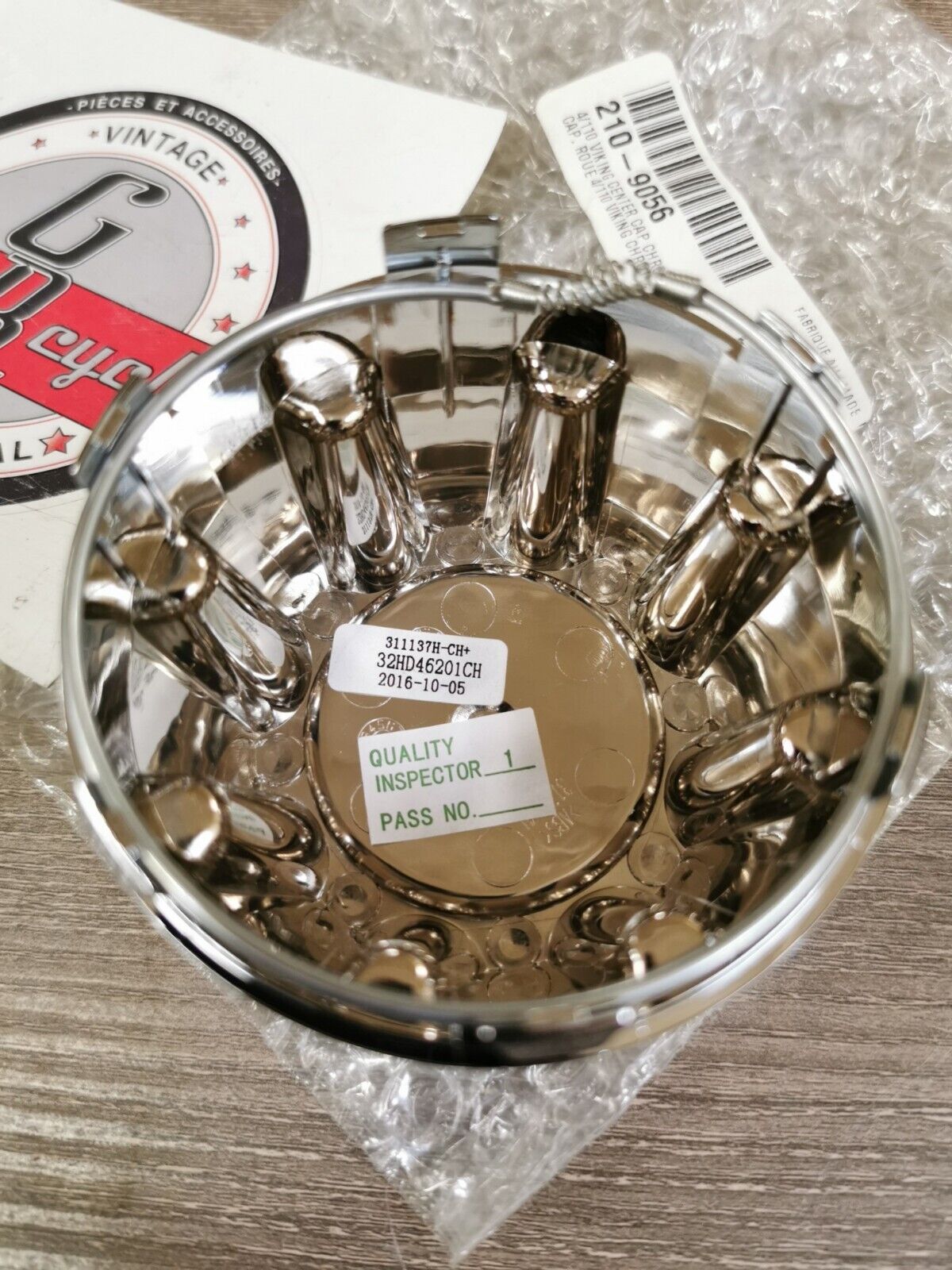 NOS STI  VIKING WHEEL CENTER CAP CHROME 311137H-CH J38