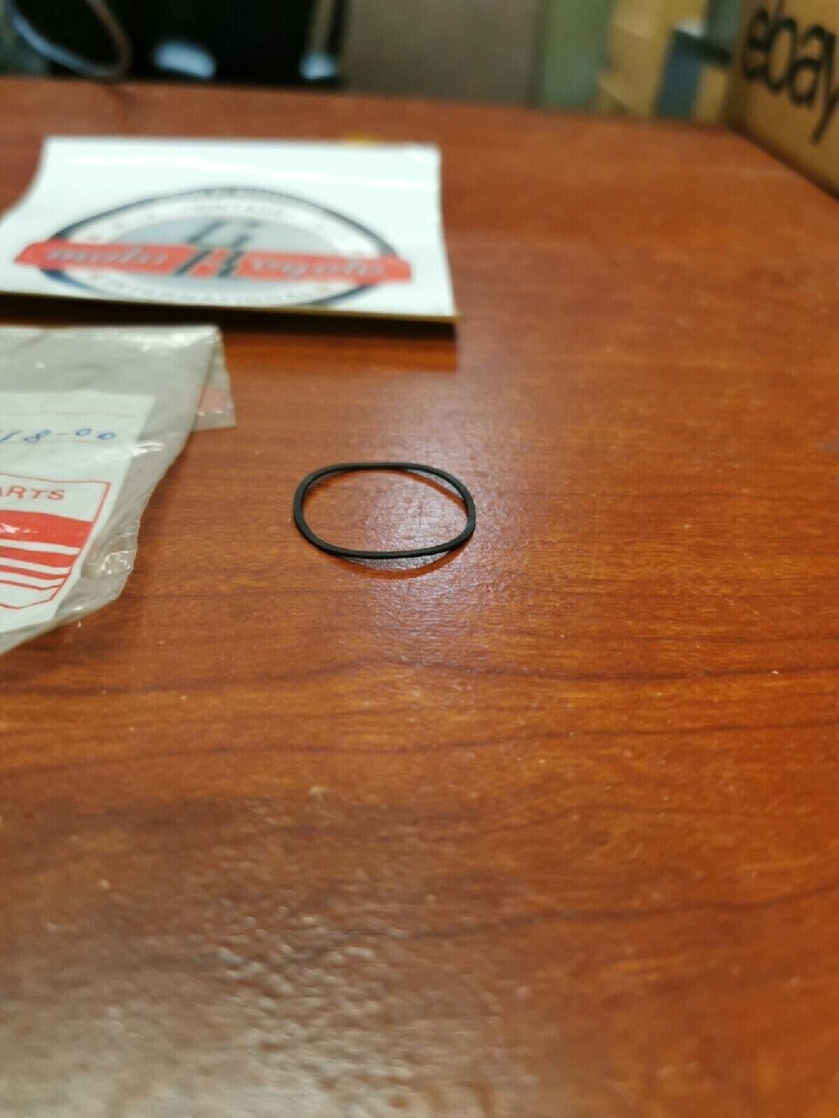 NOS Yamaha FUEL TANK WAVE WASHER 1J7-24518-00-00 Y72