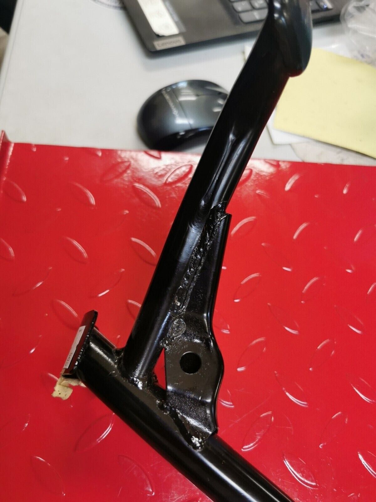 NOS YAMAHA FJ1100 FJ1200  STAND MAIN 36Y-27111-01-33  Y12                      .