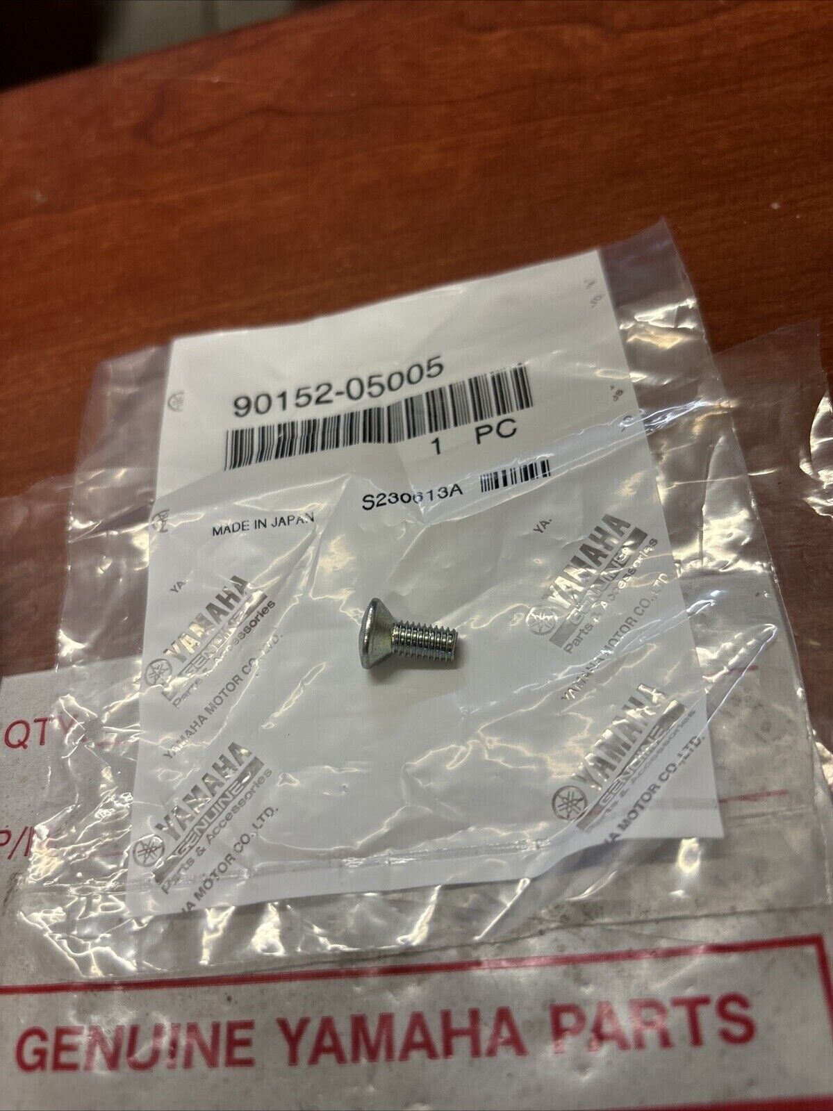NOS Yamaha FS1 QT50 SR500 OVAL HEAD SCREW 90152-05005-00 SUB 98704-05012-00 Y180