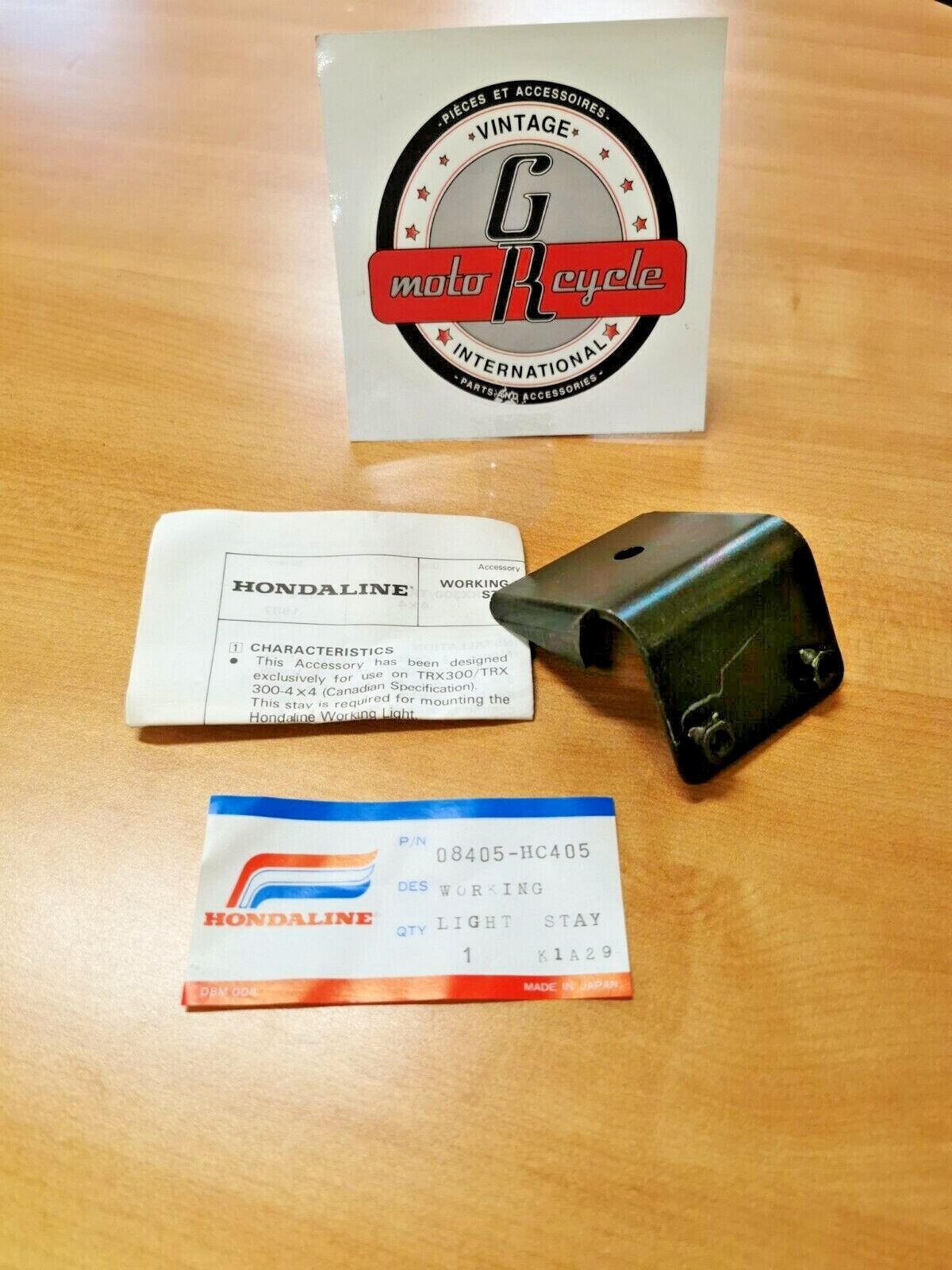 NOS HONDA  TRX300  1988   Working Light Stay  08405-HC405  H22