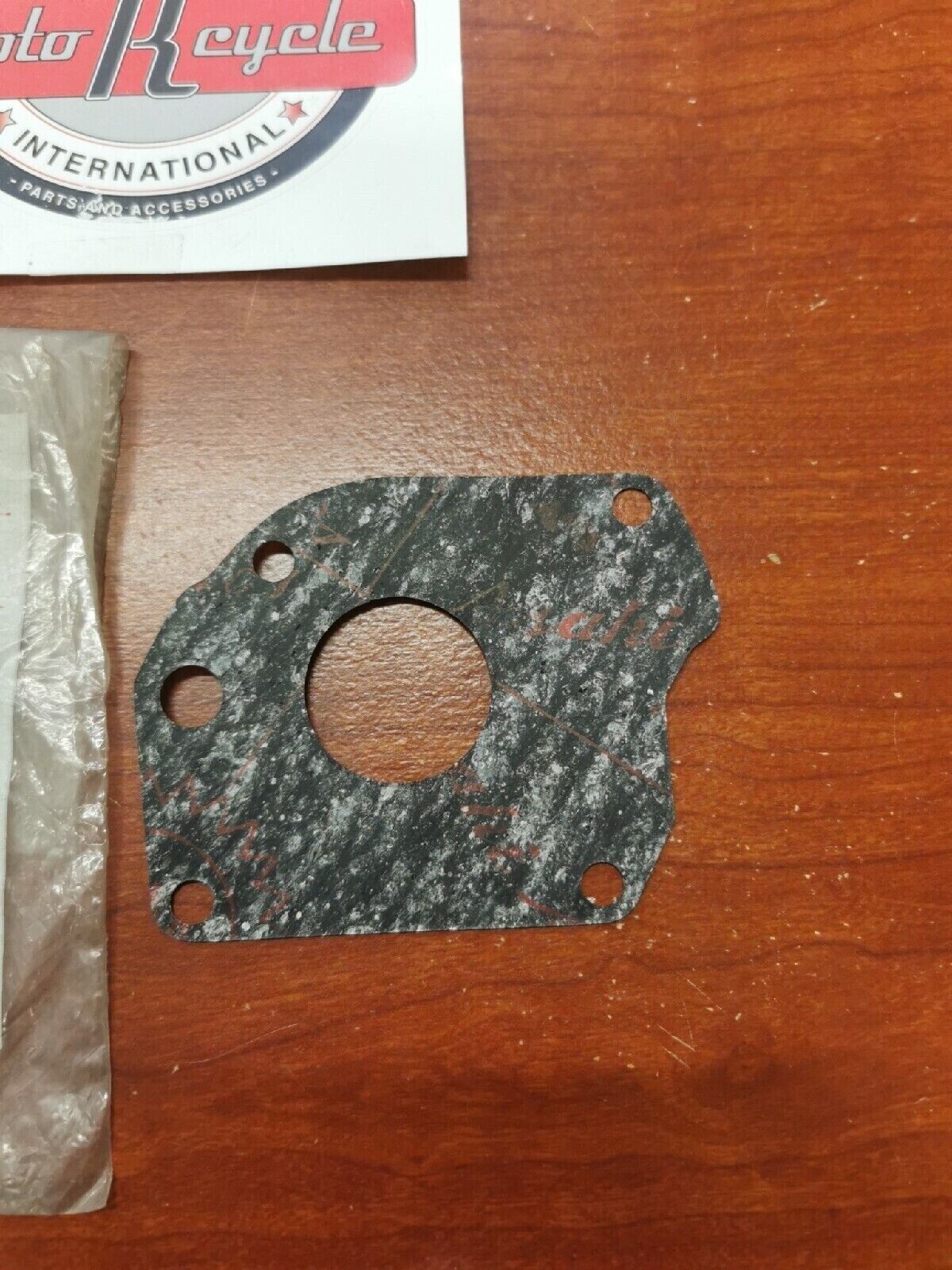 NOS Yamaha XJ650 XJ750 XJ700 XJ900 CRANKCASE GASKET 4BB-15467-00-00 Y77