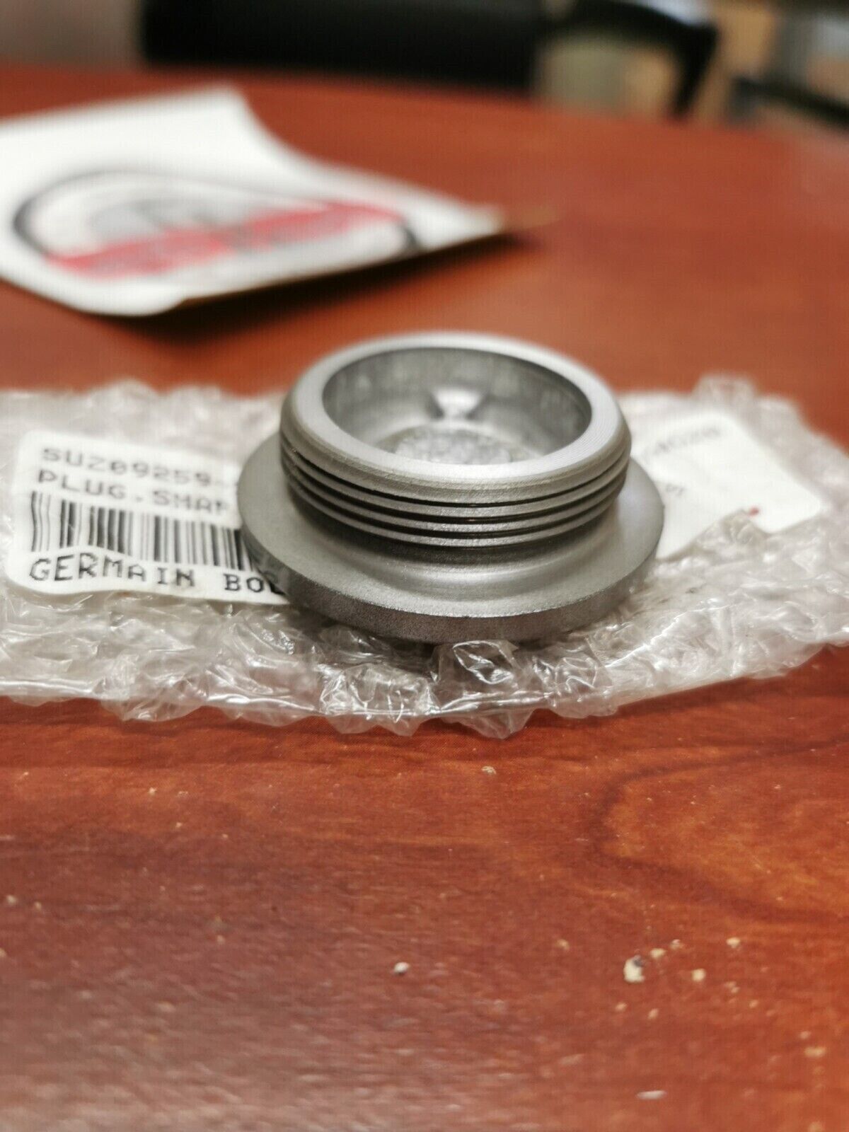 NEW NOS Suzuki SHAFT HOLE PLUG (SILVER) 09259-36016-20H S18