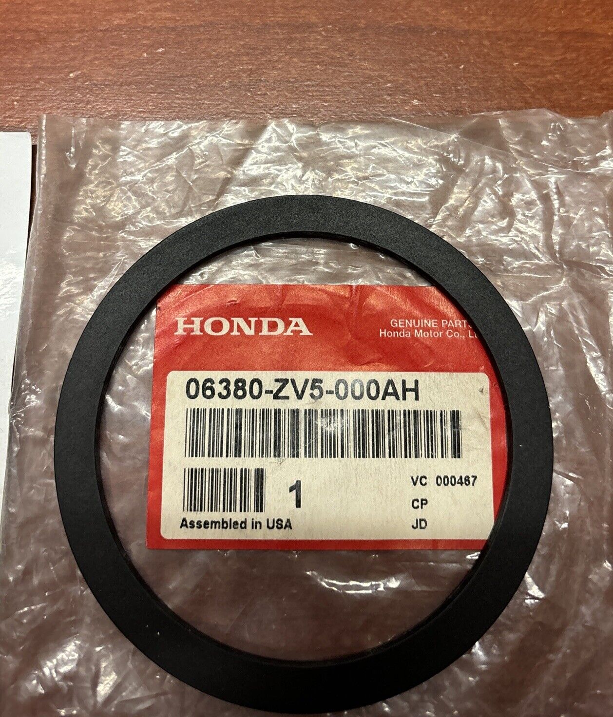 NOS Honda Marine BEZEL KIT INCOMPLETE QTY.1 06380-ZV5-000AH H180