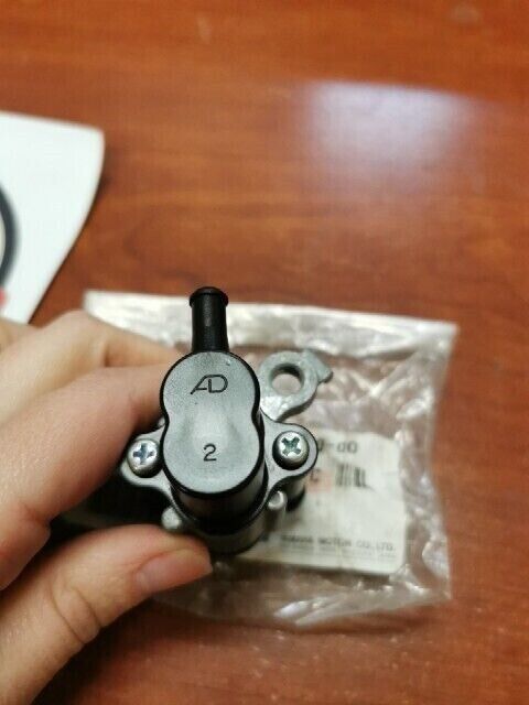 NOS Yamaha YFM550 YFM700 YXZ1000 PIPE JOINT 28P-24380-00-00 Y105