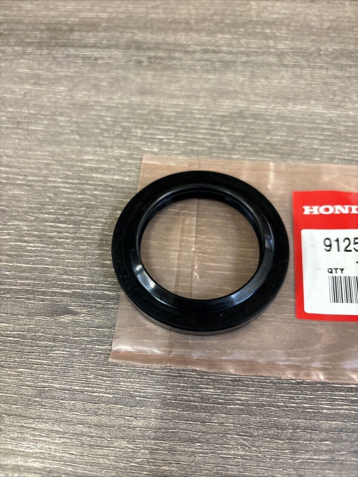 NOS Honda 1986 1987 ATC200 X 1992 TRX200 X DUST SEAL 44X62X7 91252-HB5-003 H126