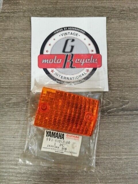 NOS YAMAHA XT200J XT550K XT350H DT50LC XT600L FLASHER LENS 5Y1-83312-00-00 Y151