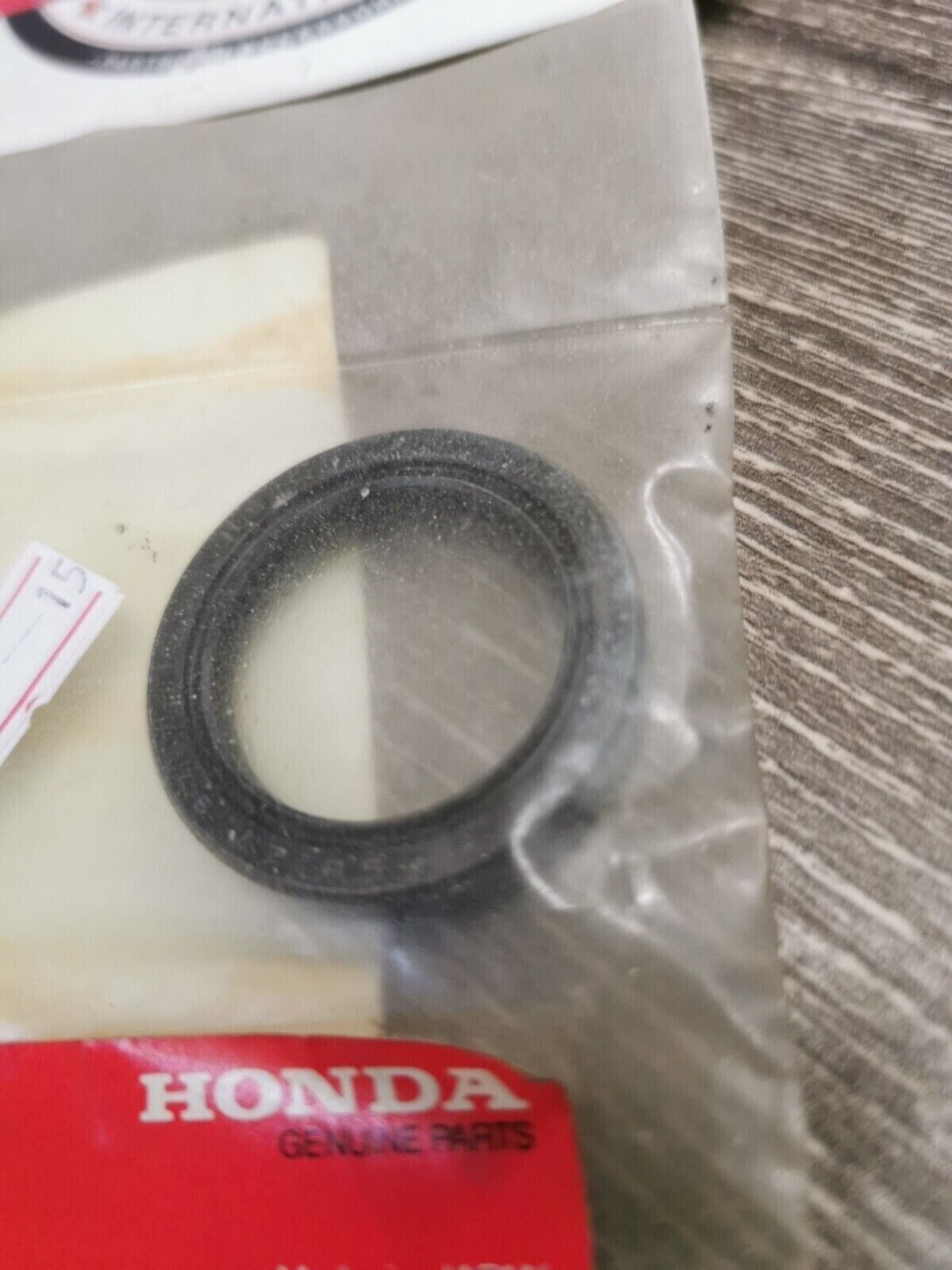 NOS HONDA ATC110 OIL SEAL 91205-943-003  H57