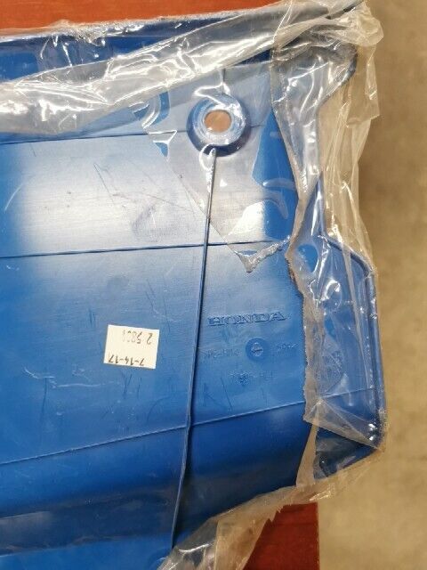 NOS Honda PIONEER 1000 SXS REAR DOOR PANEL 73505-HL4