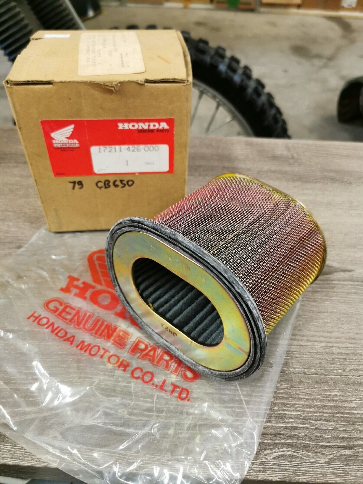 NOS HONDA CB650 1979  ELEMENT  AIR FILTER 17211-426-000 H42