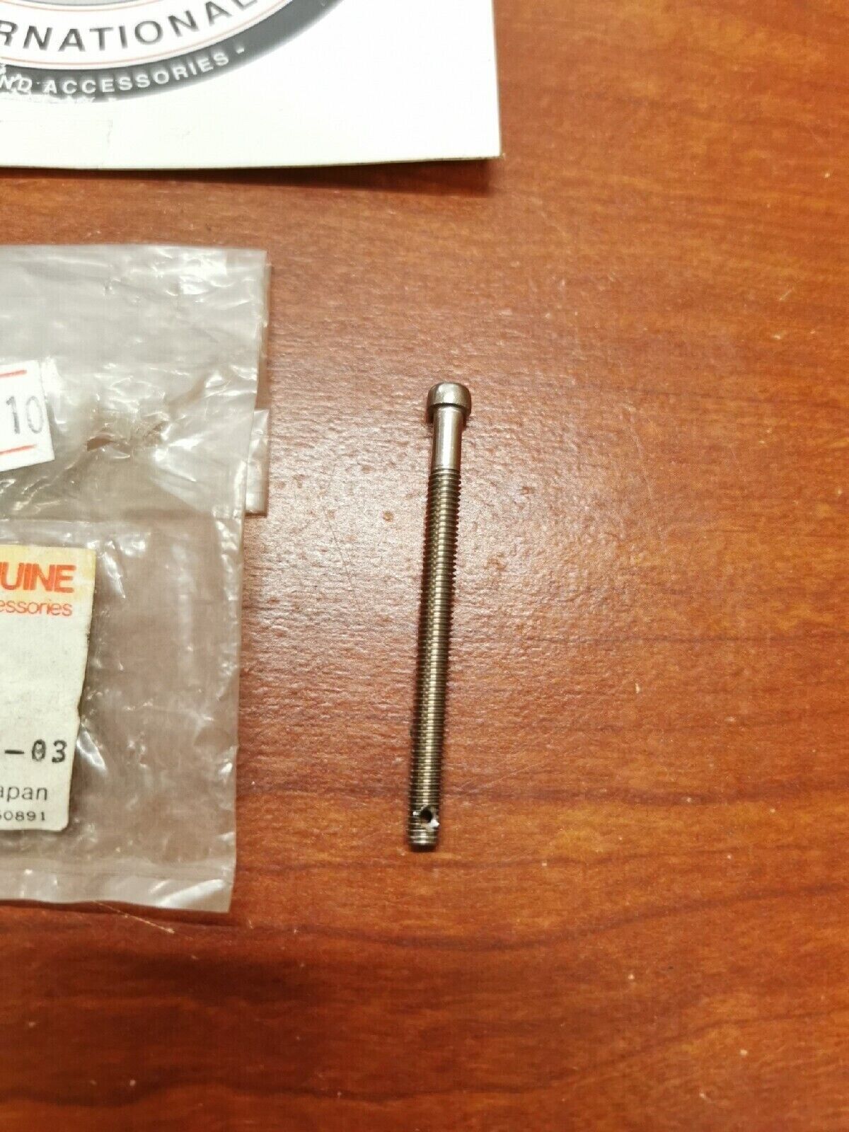 NOS Yamaha HEAD & TAIL LAMP RIM ADJUSTING SCREW 198-84331-60-00 Y70