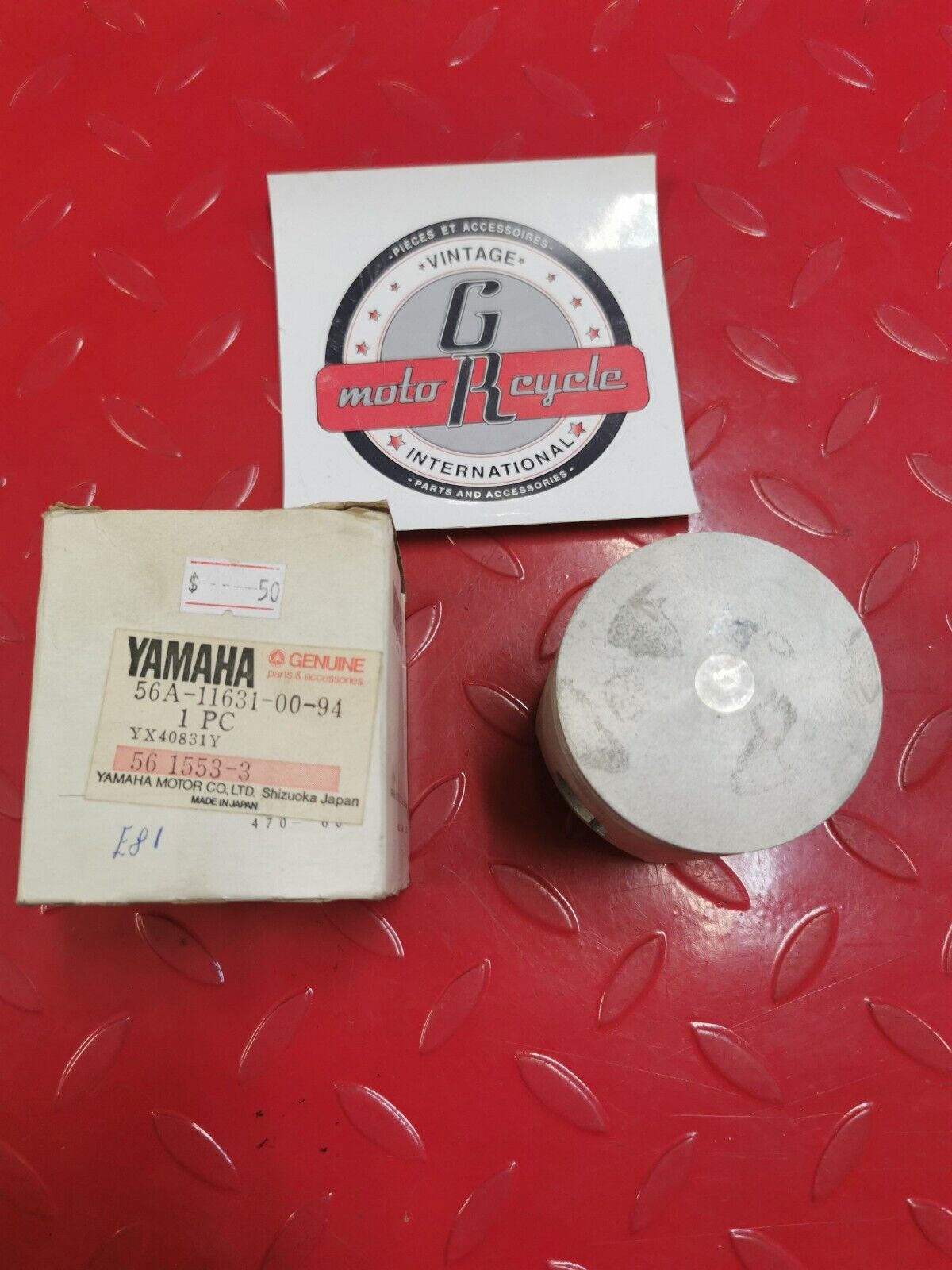 NOS YAMAHA YZ250 PISTON STD (STD) 56A-11631-00 SUPERCEDED BY 1LU-11631-01-93 Y27