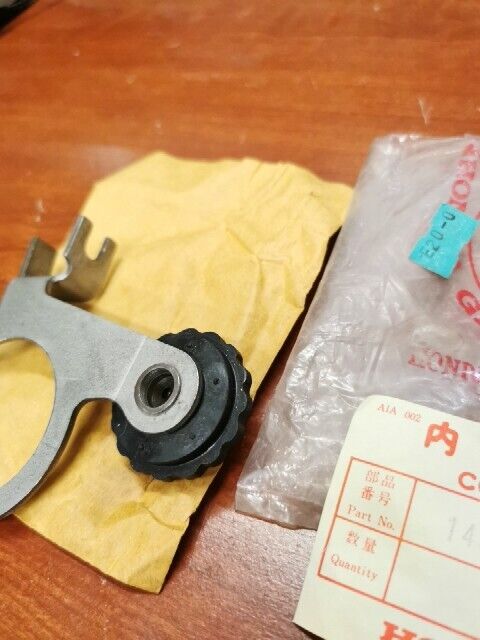 NEW NOS Honda CB125 CD125 CL125 SS125A CAM CHAIN TENSIONER 14500-246-000 H97