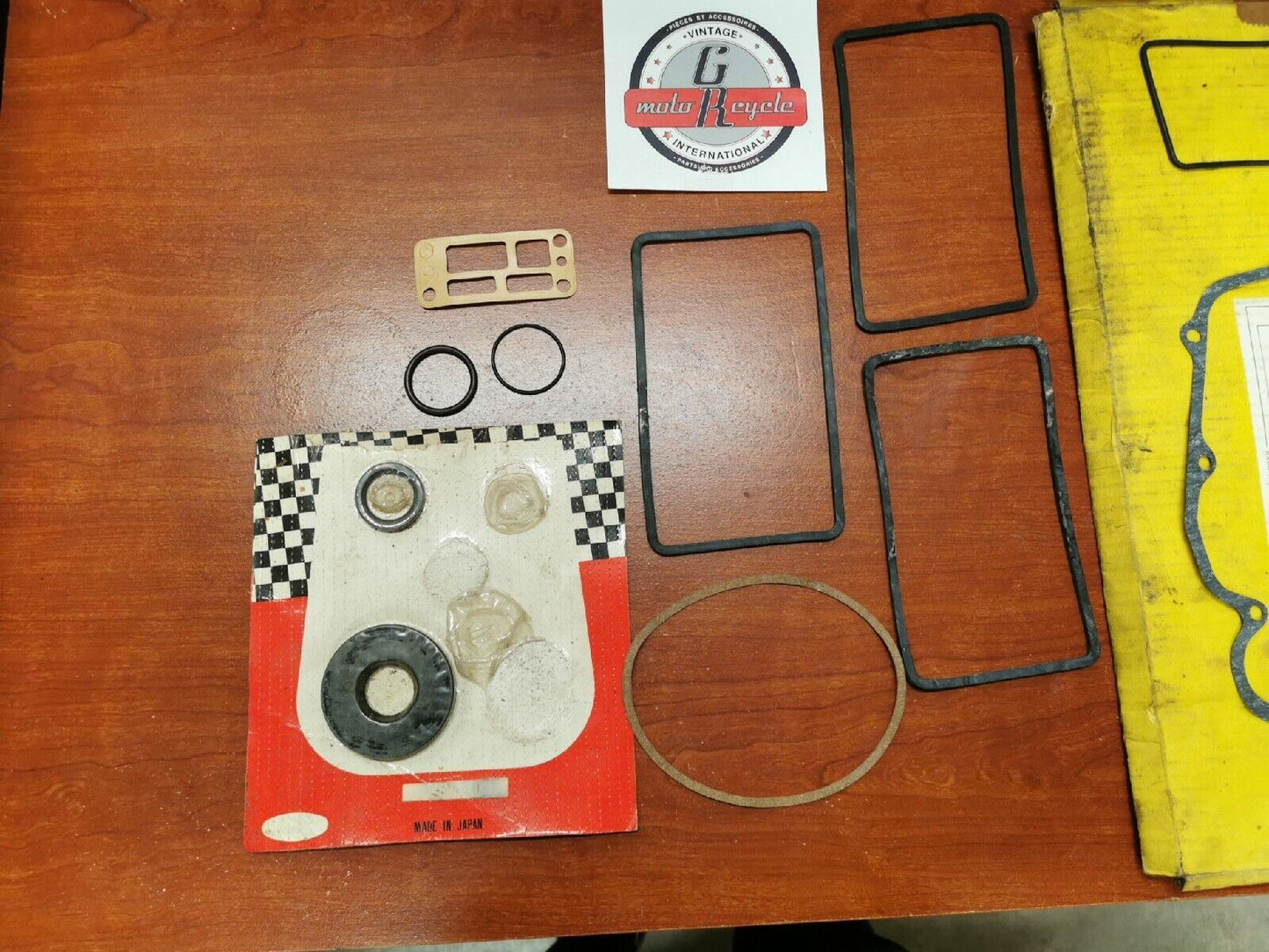 NOS Honda CB750 K1 - K5 GASKET KIT INCOMPLETE H37