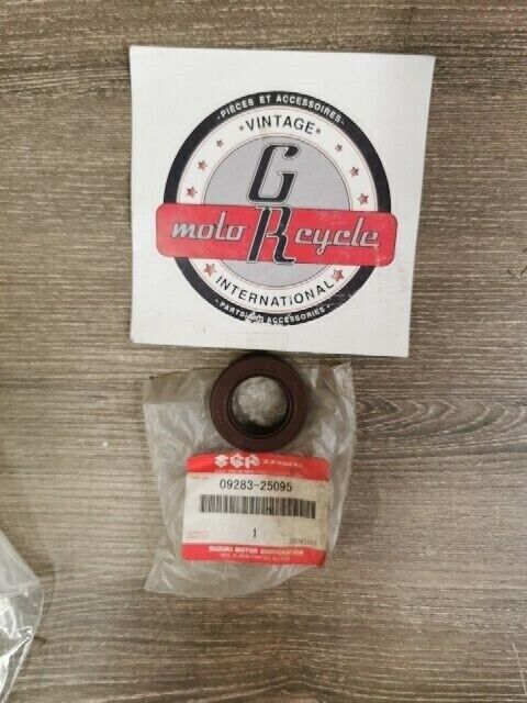 NOS SUZUKI AN125 AN125U LTA400F LTA500X LTA700X SEAL OIL 25X42X6 09283-25095 S53